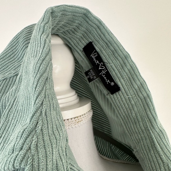 Teal corduroy button up. - Picture 4 of 4